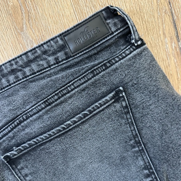 Hollister Ultra high rise wide leg jeans 19 - Picture 5 of 7